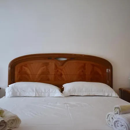 Nelly's House Дом отдыха Авола